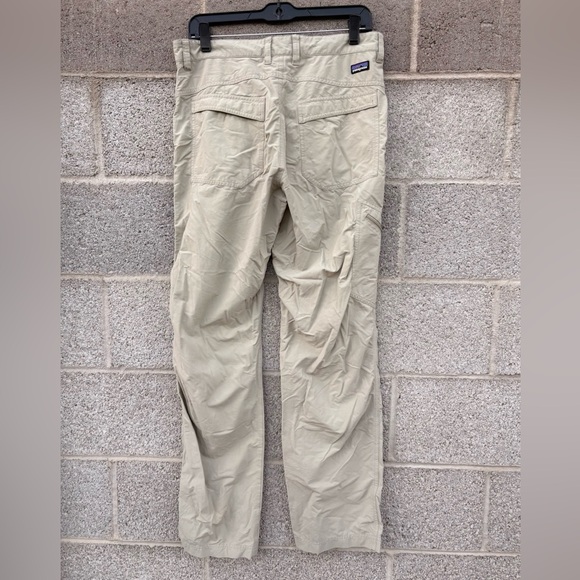 Patagonia Pants Men 32 x32 Beige Quandary Forge Stretch Lightweight Hiking Cargo - Picture 7 of 11